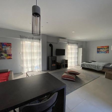 Cosy Studio 2 Minutes Walking From The Beach アナヴィソス エクステリア 写真